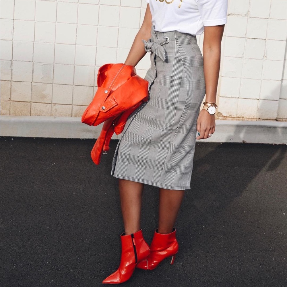 High waisted houndstooth skirt